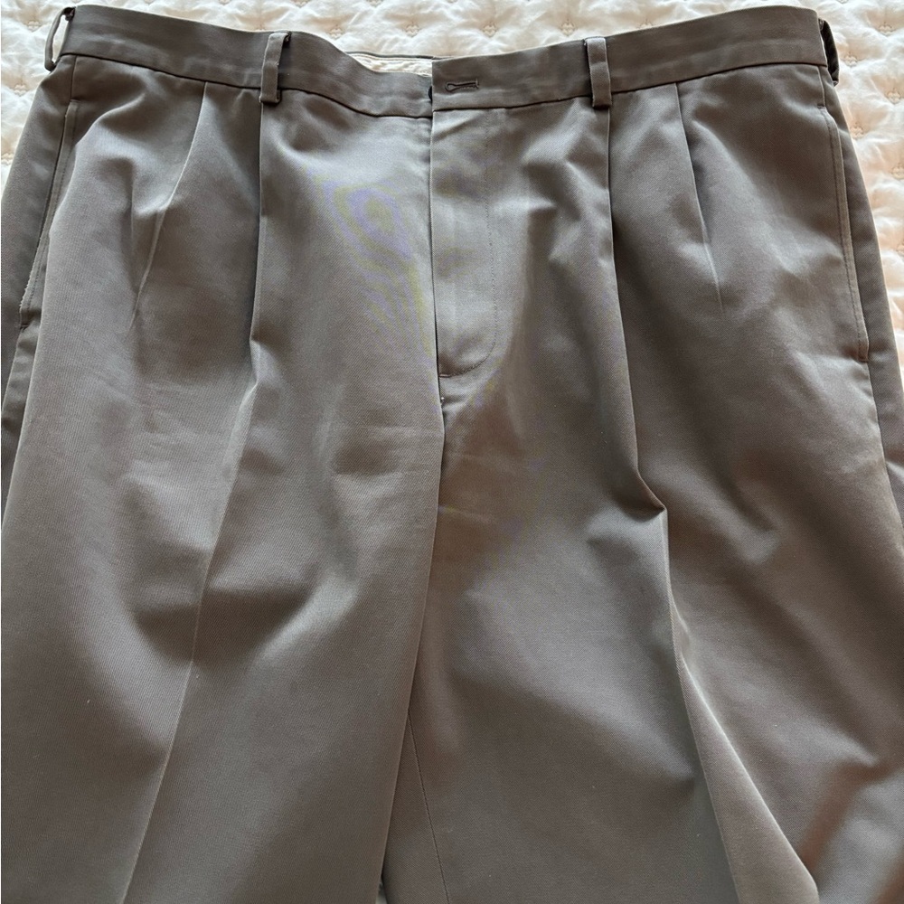 Brooks Brothers Advantage Chino Elliot pants 42 x 32